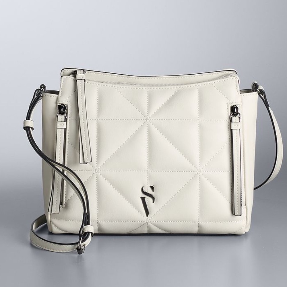 Elegant White Quilted Shoulder Bag